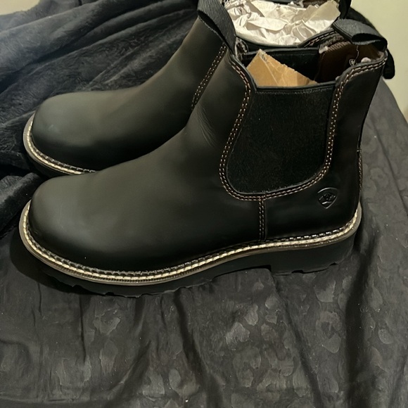 Ariat Women’s Booties - Picture 4 of 5